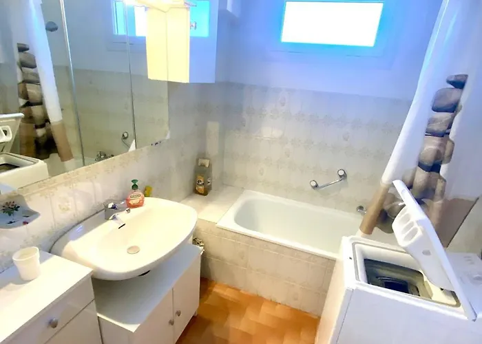 F2 Avec Loggia Et Parking à 800m Des Cures - 4 Couchages - Amélie-les-bains - Fr-1-703-140 Apartamento Amélie-les-Bains-Palalda